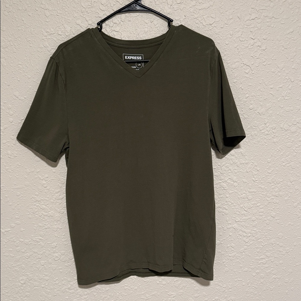 Express Men's Dark Green V-Neck Tee